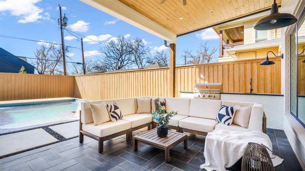 Ross Ave Annex - Residential