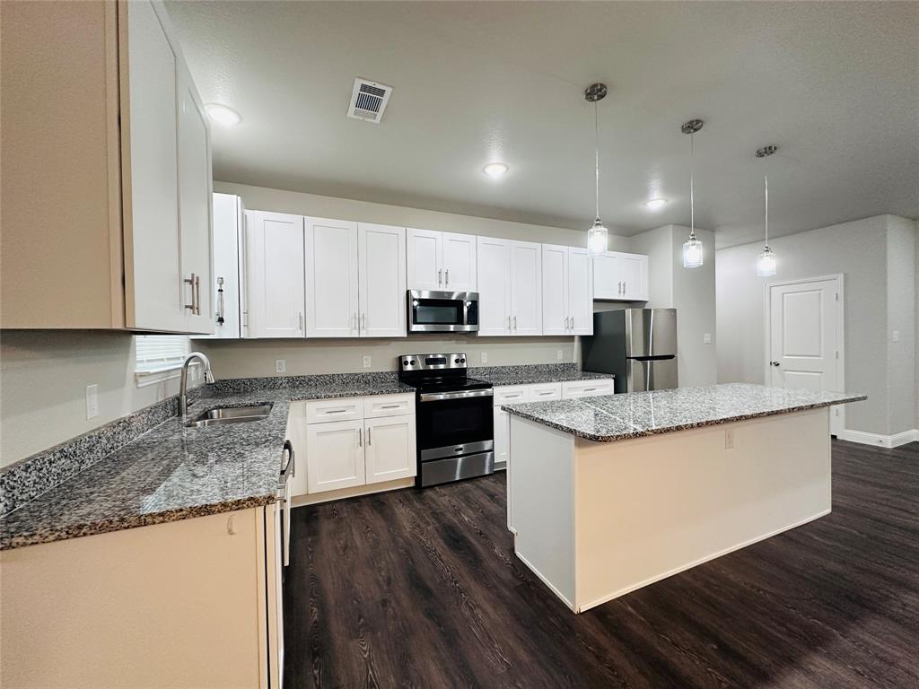 2415 San Gabriel Drive