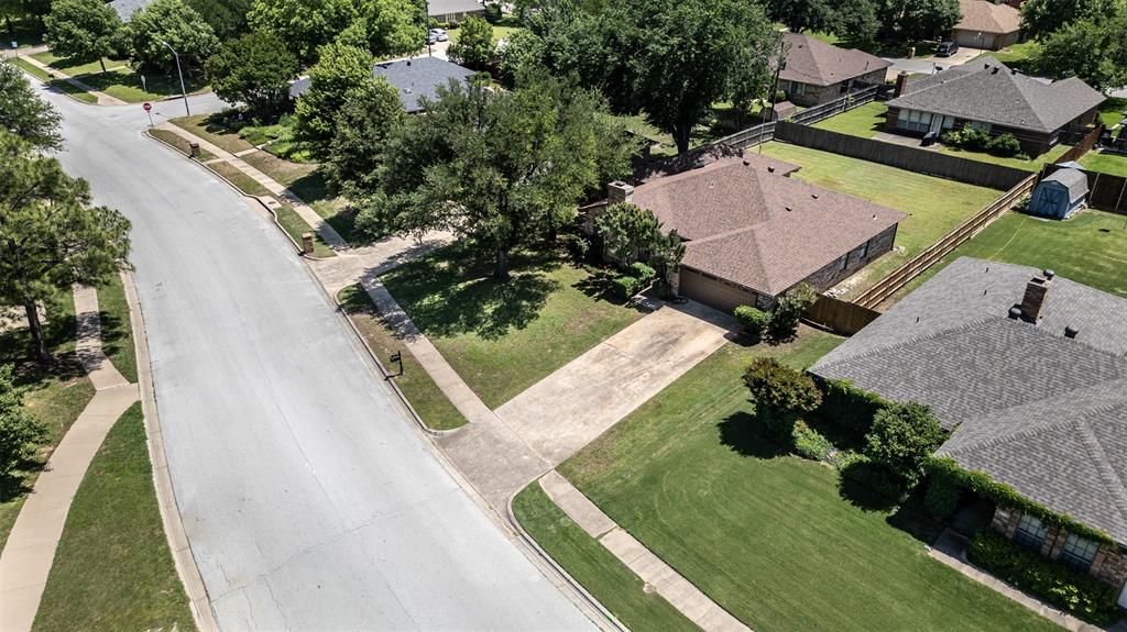 409 Heneretta Drive