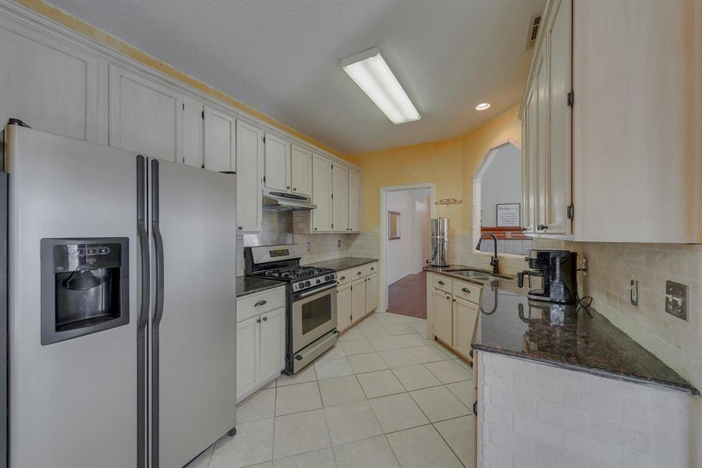 Oaks Of Lake Forest - Residential Lease