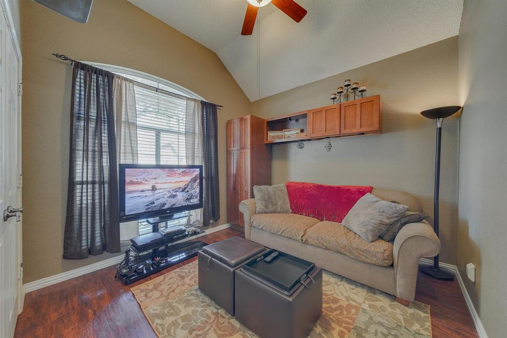 Oaks Of Lake Forest - Residential Lease