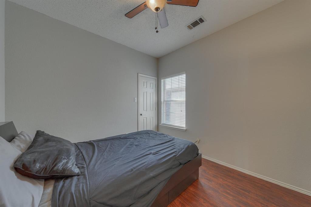 Oaks Of Lake Forest - Residential Lease