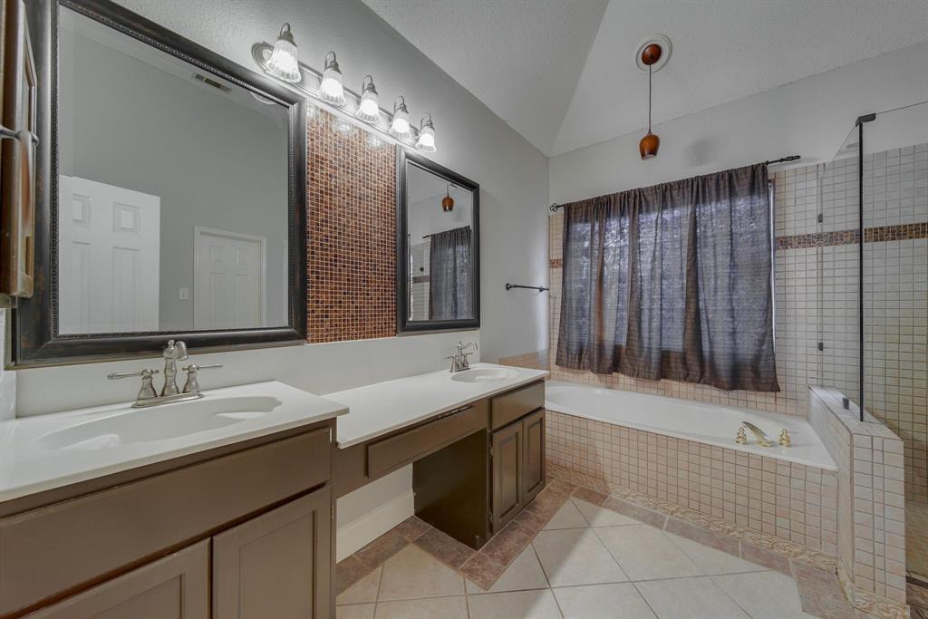 Oaks Of Lake Forest - Residential Lease