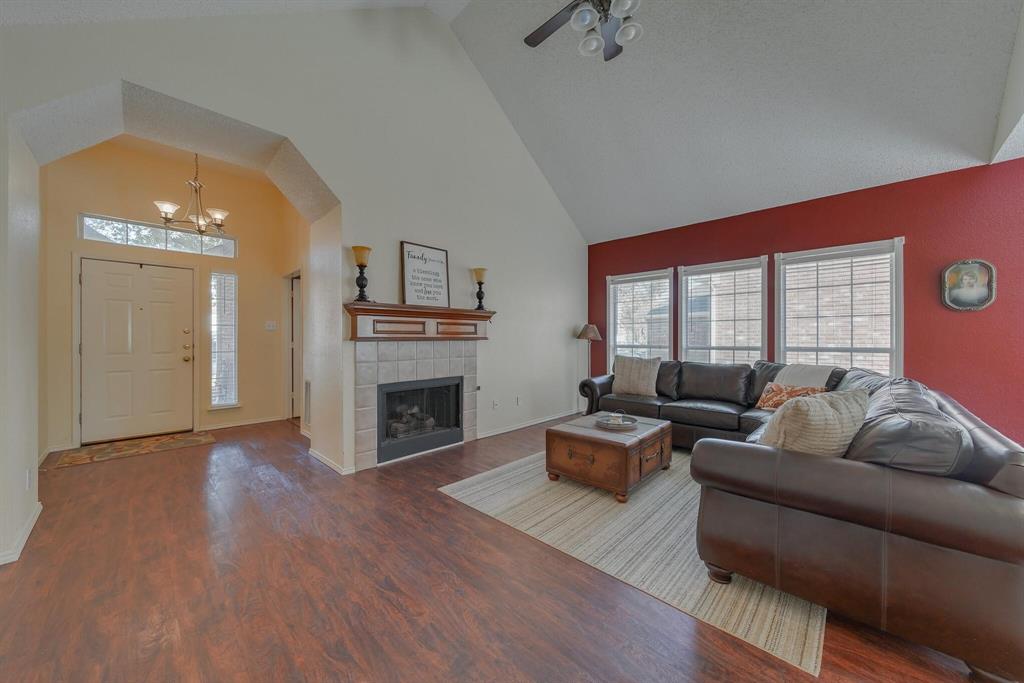 Oaks Of Lake Forest - Residential Lease