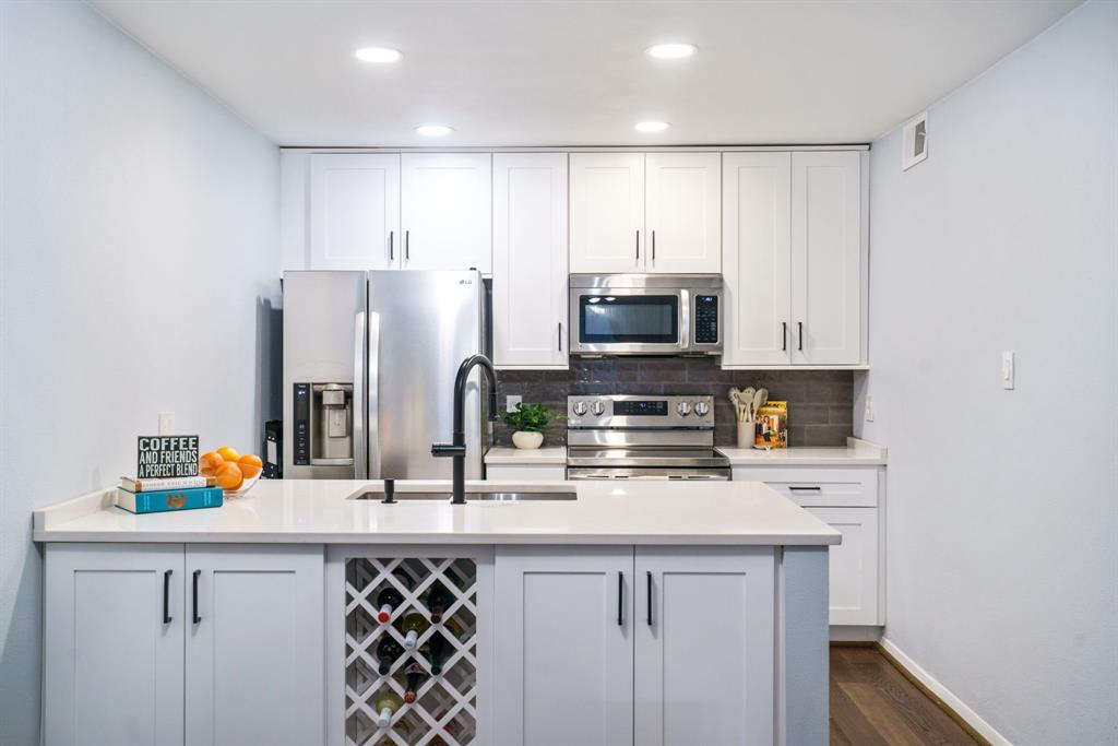 Arbor Court Condo - Residential