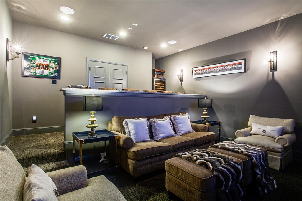 Iris Hollow - Residential