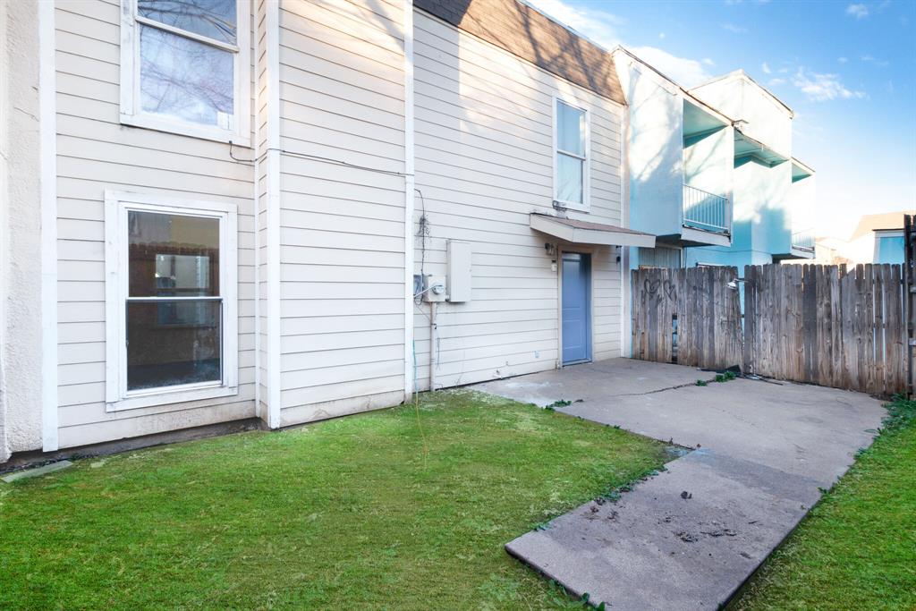 Las Brisas - Residential Income