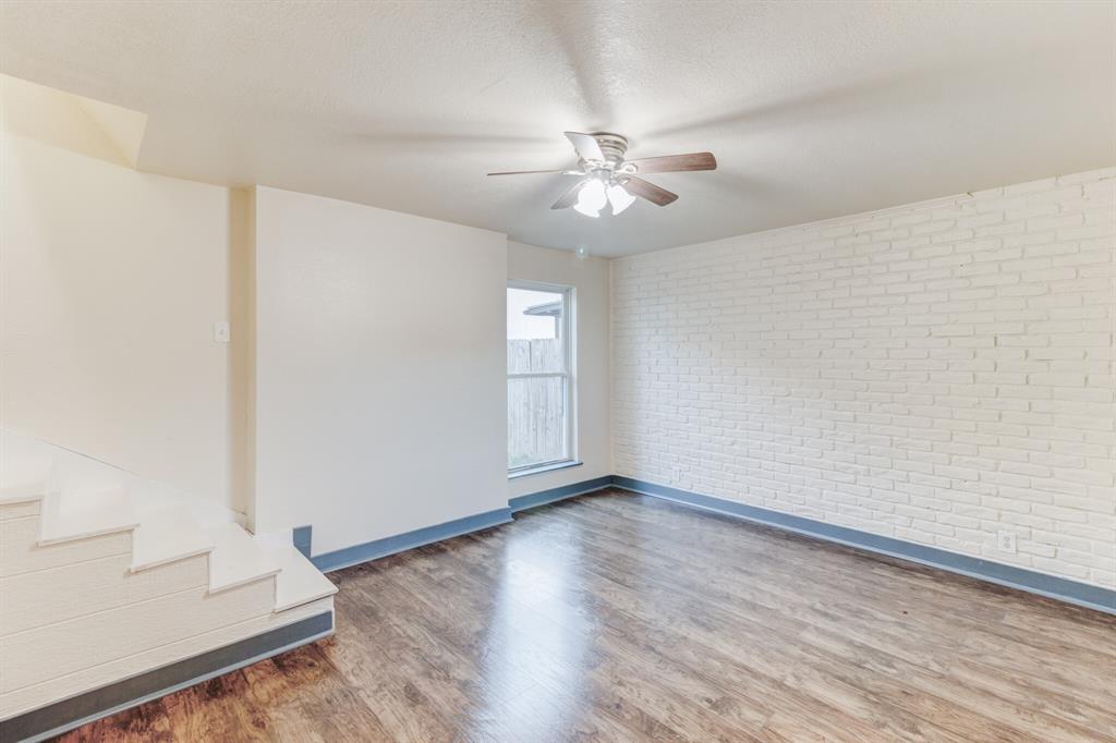 Las Brisas - Residential Income