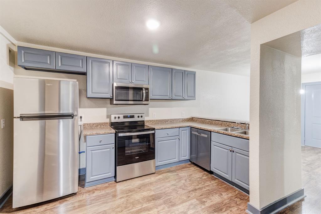 Las Brisas - Residential Income