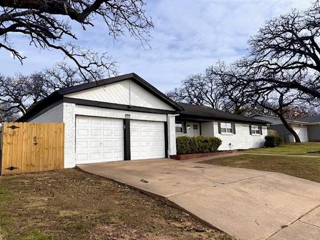 608 Plainview Court
