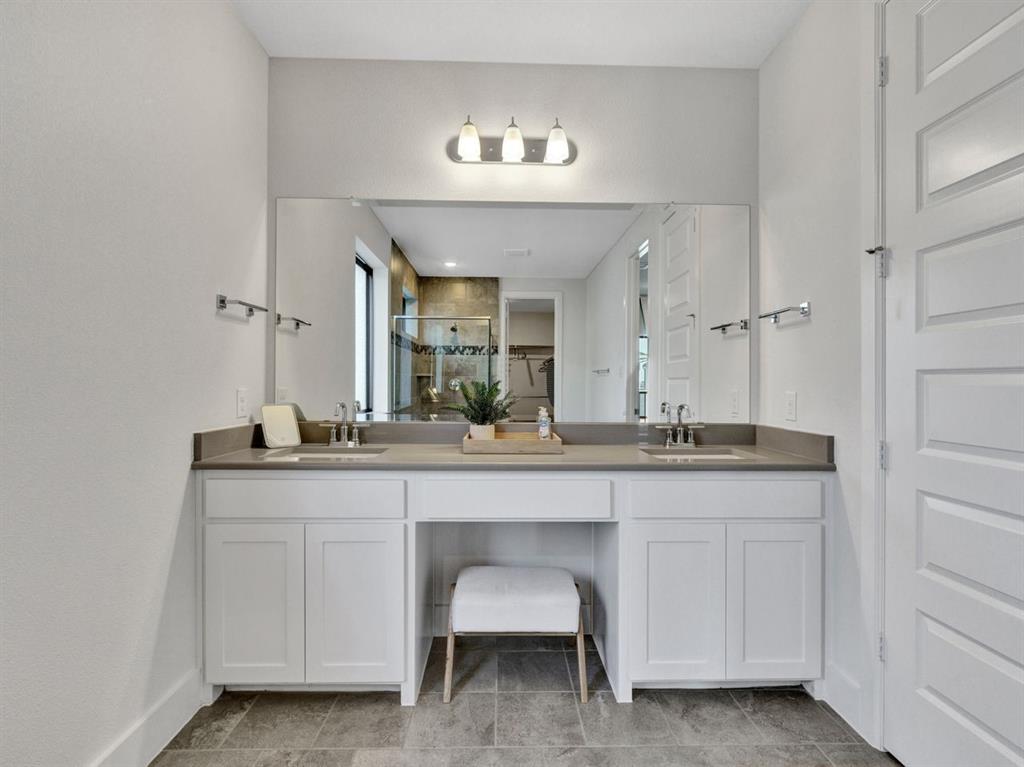 Sapphire Bay - Residential