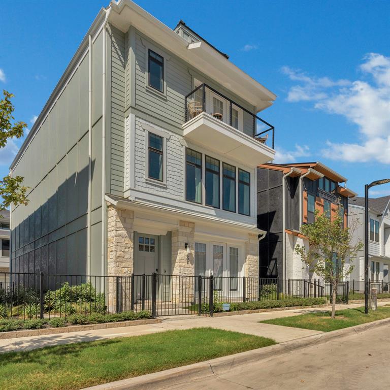 Sapphire Bay - Residential