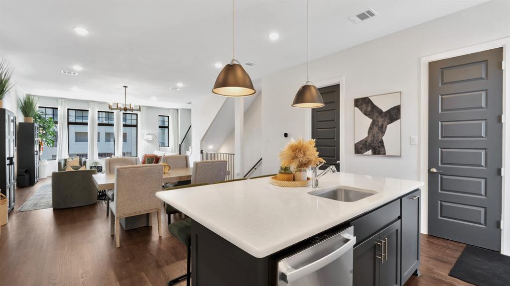 Sapphire Bay - Residential