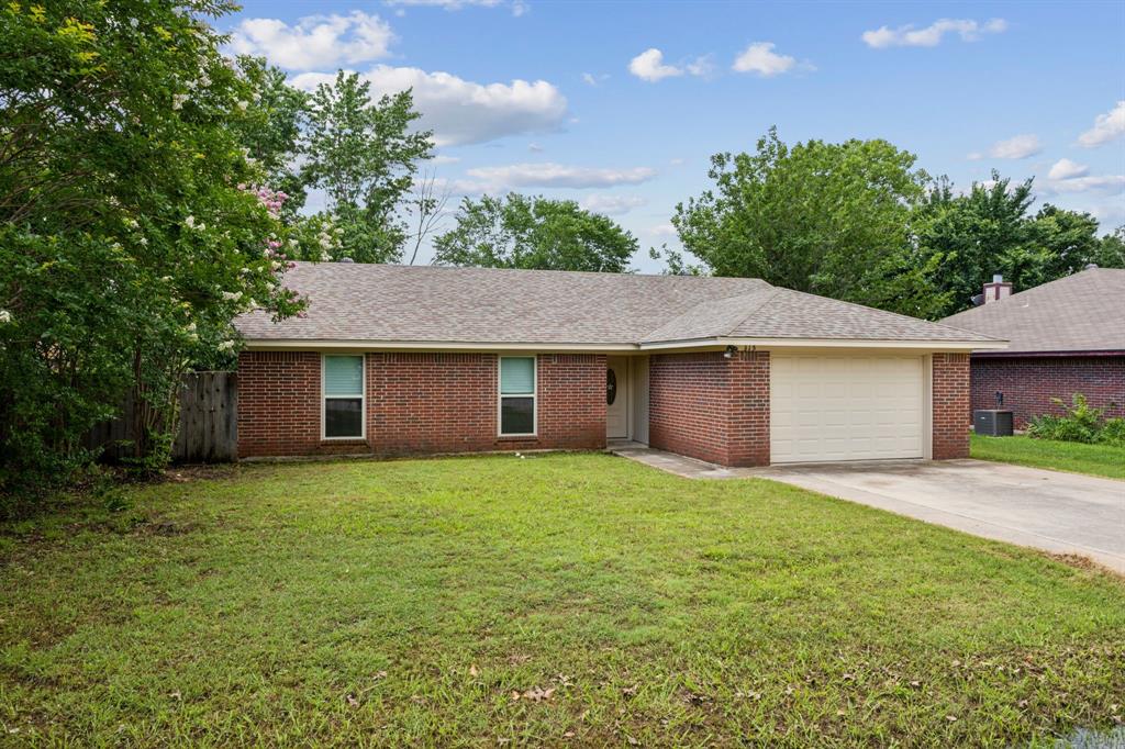 315 Oakwood Circle