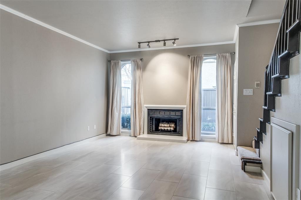 Cole Ave Condo 4229 - Residential Lease