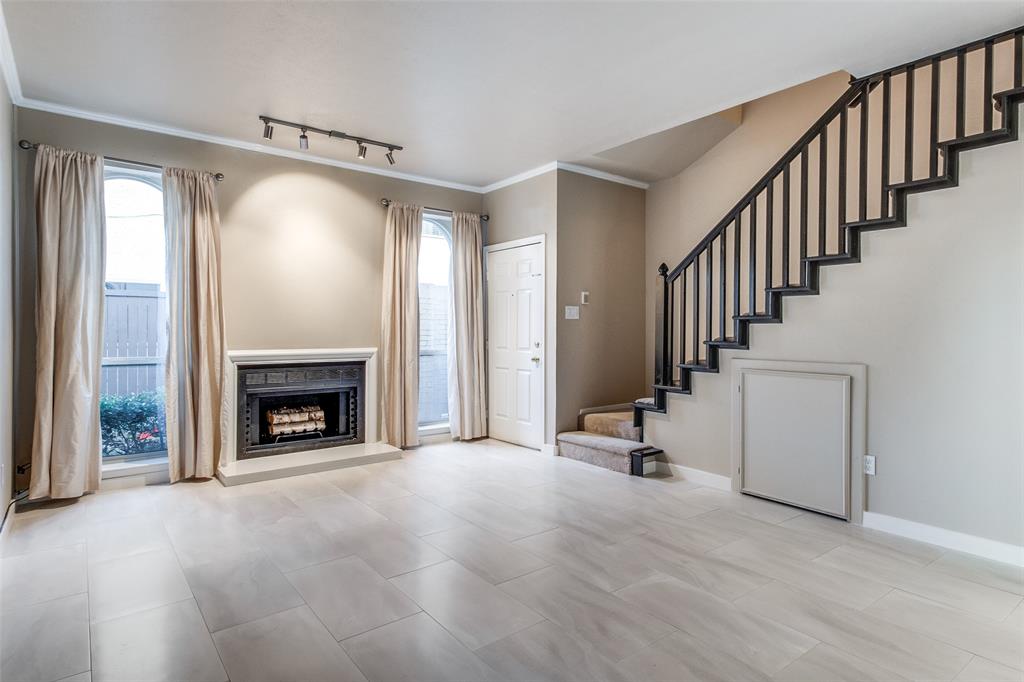 Cole Ave Condo 4229 - Residential Lease