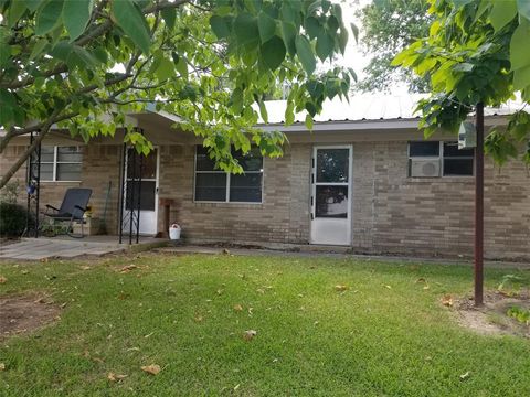 Photo of 38 County Road 1180, Cooper, TX 75432 (MLS # 21200646)