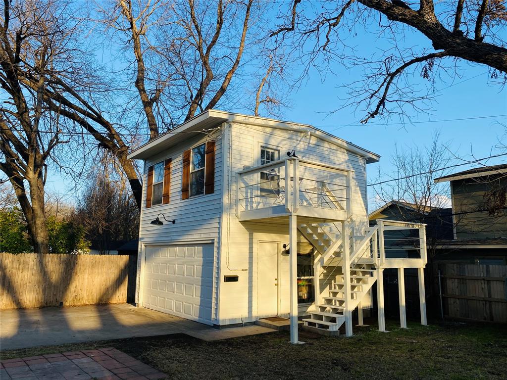 Fort Worth, Texas 76107, United States, 3 Bedrooms Bedrooms, ,2 BathroomsBathrooms,Residential,Pending,33411