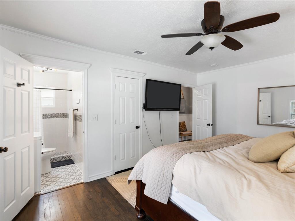 Fort Worth, Texas 76107, United States, 3 Bedrooms Bedrooms, ,2 BathroomsBathrooms,Residential,Pending,33411