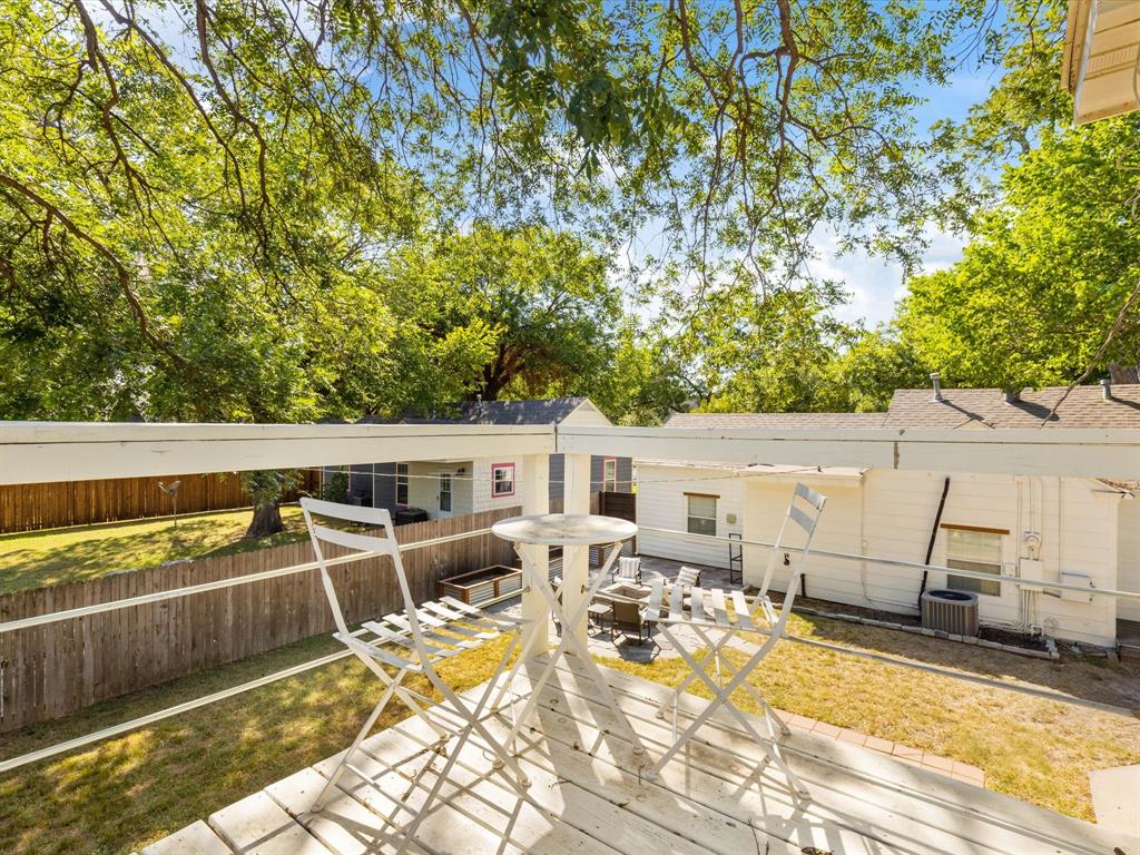 Fort Worth, Texas 76107, United States, 3 Bedrooms Bedrooms, ,2 BathroomsBathrooms,Residential,Pending,33411