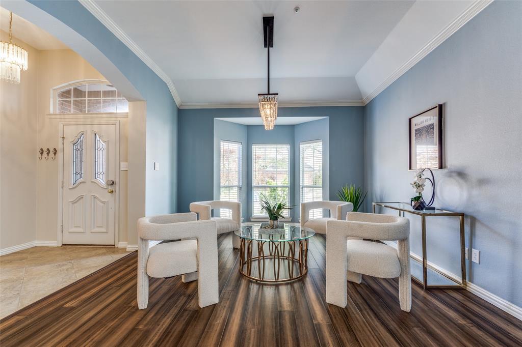 3784 Lakeway Court