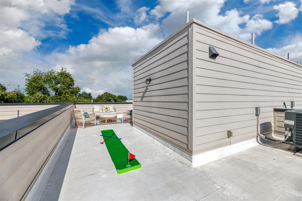 Roseland Patios - Residential Lease