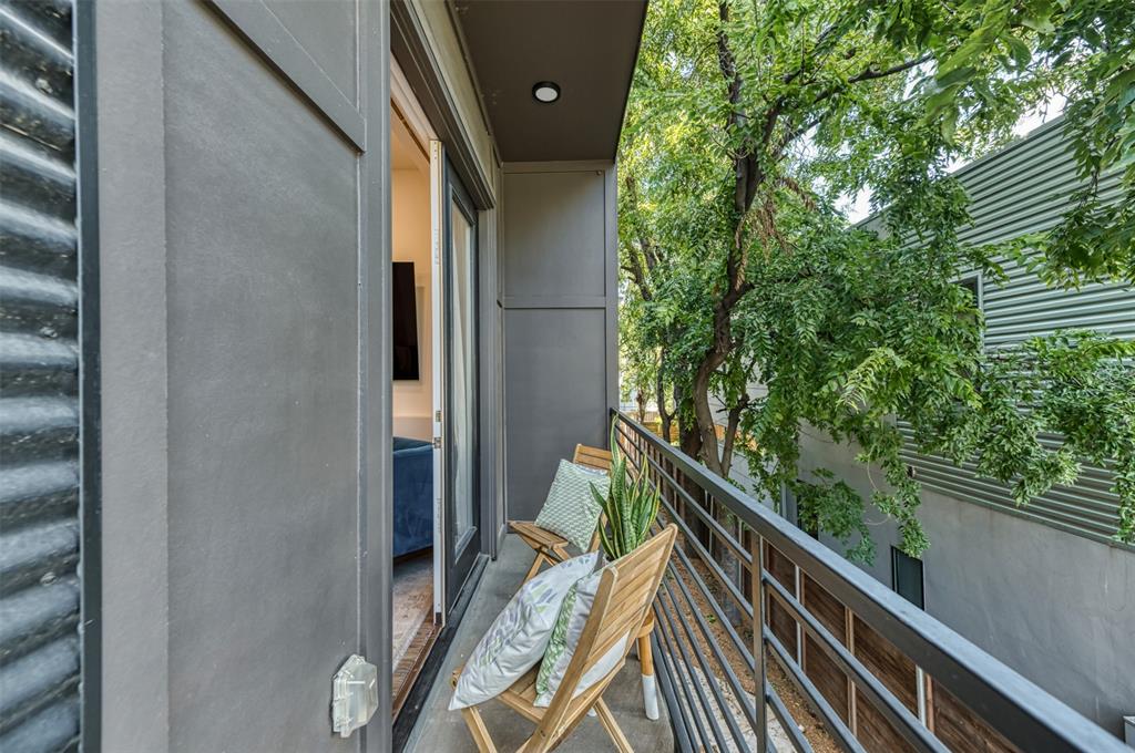 Roseland Patios - Residential Lease