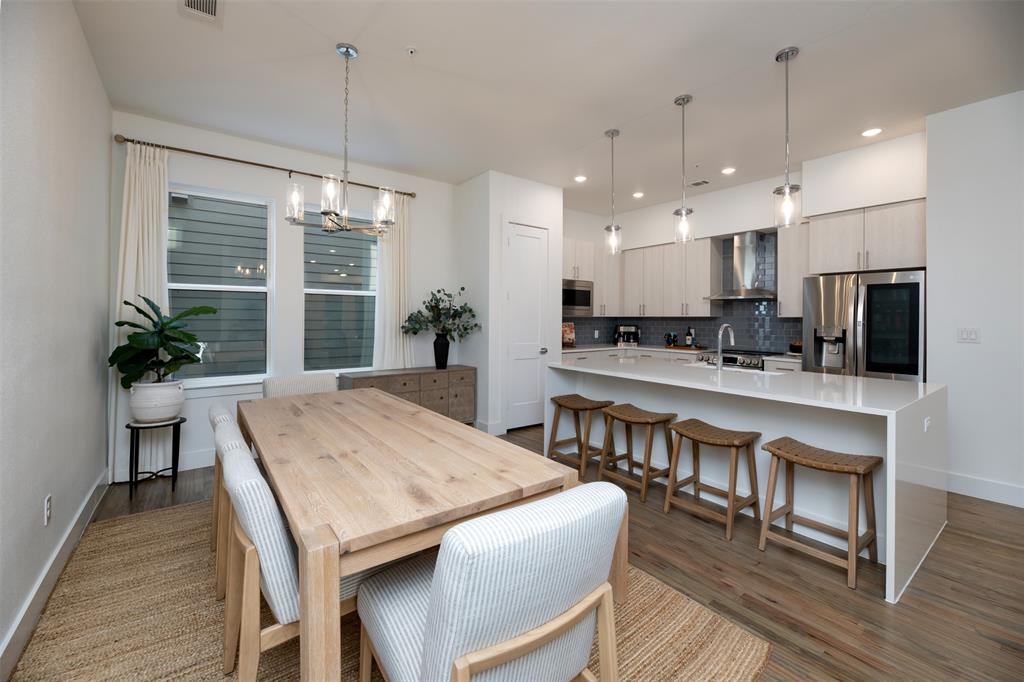 Roseland Patios - Residential Lease