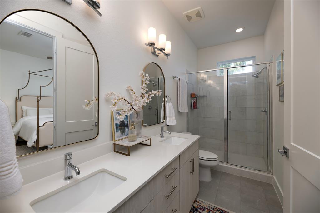 Roseland Patios - Residential Lease