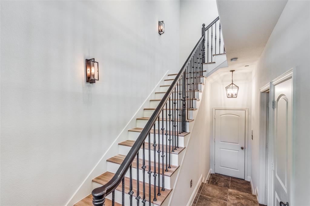 Town Homes At Legacy Town Center The - Residential Lease