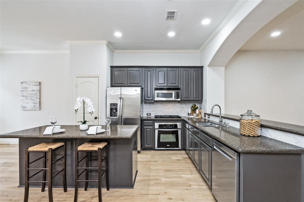 Town Homes At Legacy Town Center The - Residential Lease