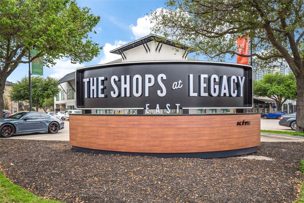 Town Homes At Legacy Town Center The - Residential Lease