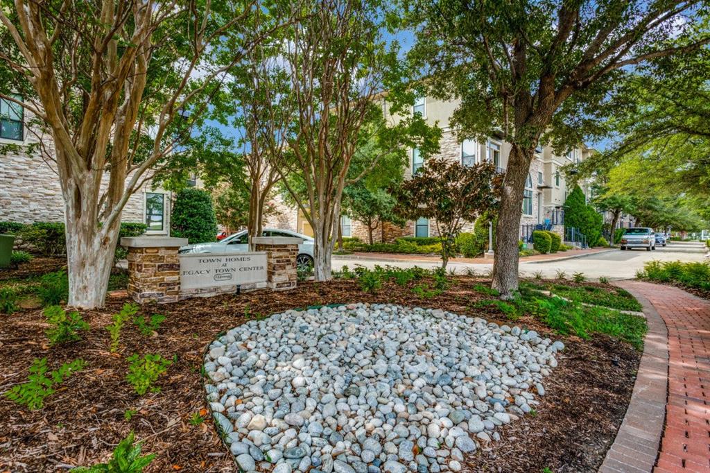 Town Homes At Legacy Town Center The - Residential Lease