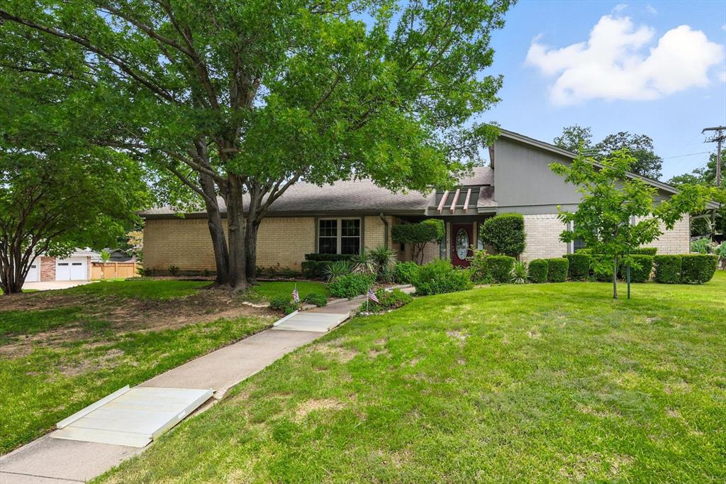 603 Bent Tree Court