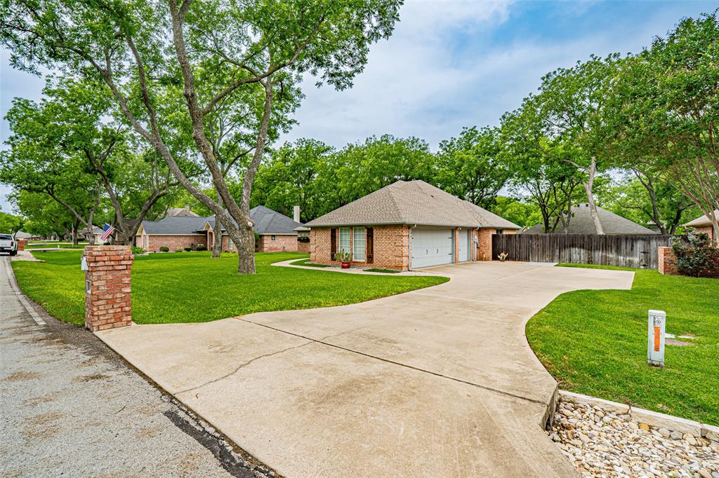 8928 Green Leaves Drive