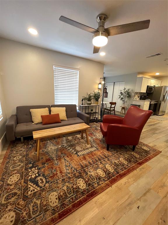 Honey Crest Heights Rev - Residential Lease