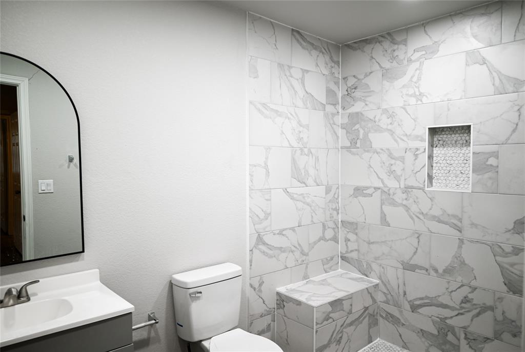 Meadows First Sec - Residential Lease