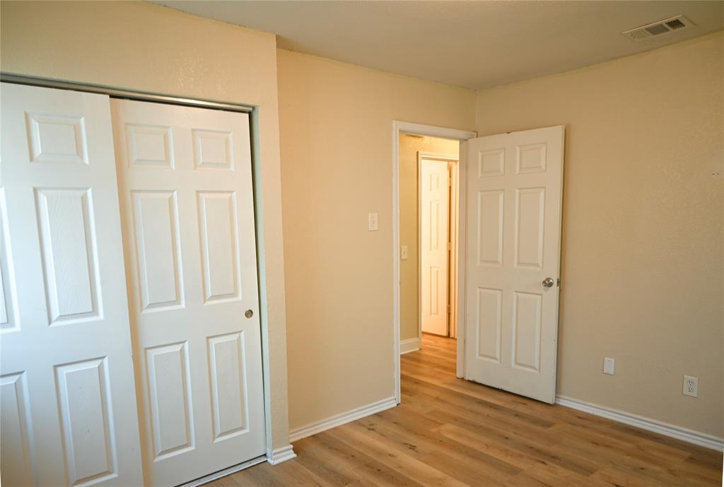 Meadows First Sec - Residential Lease