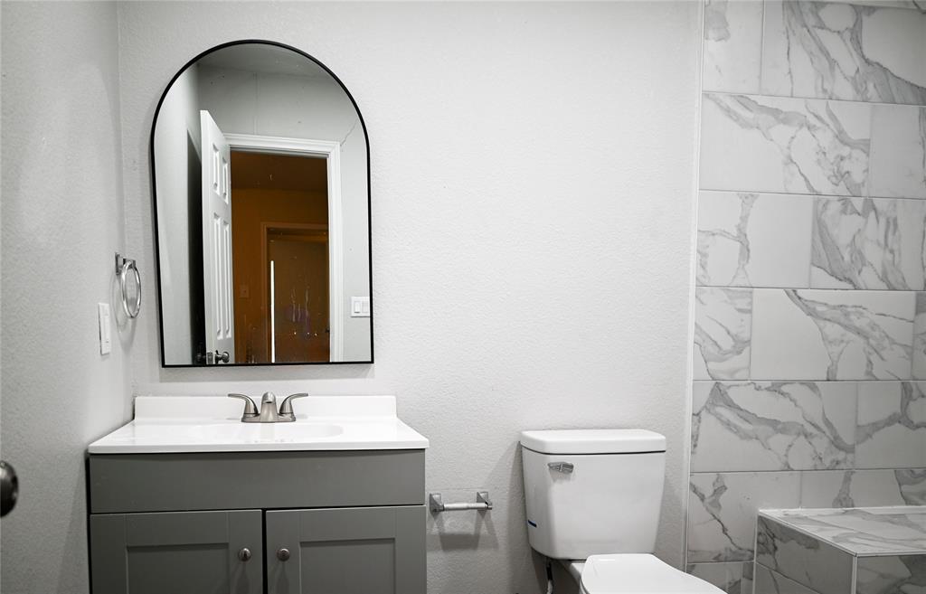 Meadows First Sec - Residential Lease