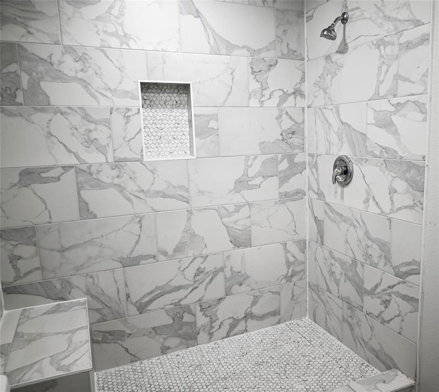 Meadows First Sec - Residential Lease