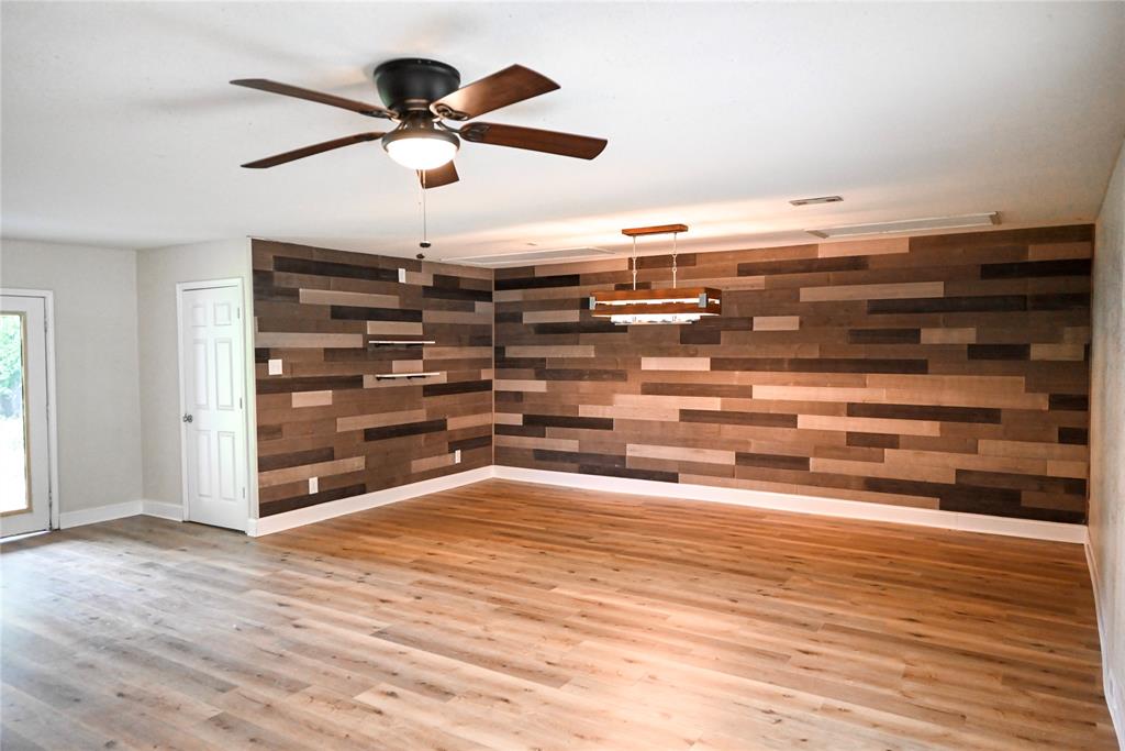 Meadows First Sec - Residential Lease