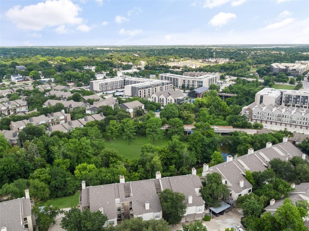 Oaks On The Bend Condos Ph 01-04 - Residential