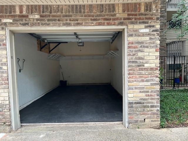 Oaks On The Bend Condos Ph 01-04 - Residential