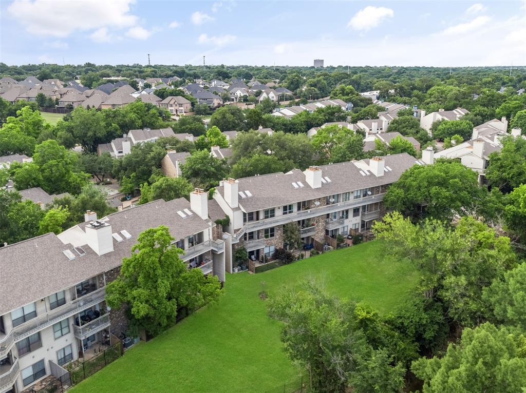 Oaks On The Bend Condos Ph 01-04 - Residential