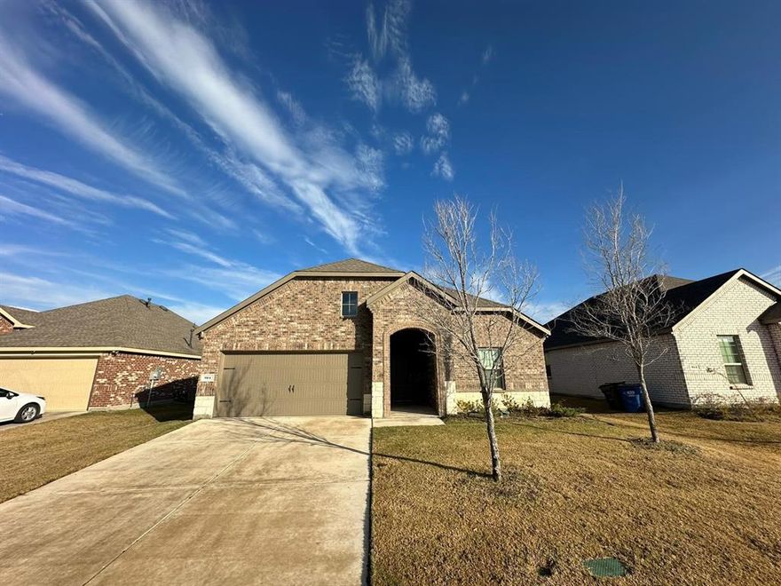 Indulge in contemporary living in this one-year-old 3-bed, 2-bath home in Winchester Crossings, part of the esteemed Princeston ISD. Nestled next to Princeston High School, the residence boasts a spacious master bedroom, a sleek open kitchen with granite countertops and stainless steel appliances, a 2-car garage, and a roomy fenced backyard. Notably, the property features recently installed solar panels, with the option for the new buyer to assume the loan. Uncover the perfect blend of style and efficiency in this attractive home, complete with all pertinent documents available on the Transaction Desk. Welcome to a life of modern comfort and energy savings.