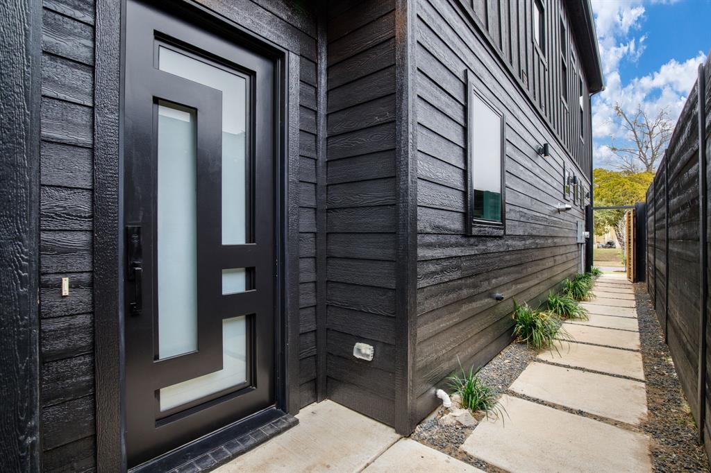 Mount Auburn - Residential