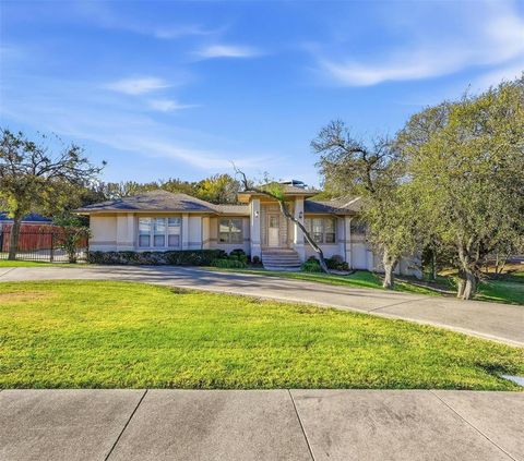 2218 Southern Oaks Drive Cedar Hill TX 75104