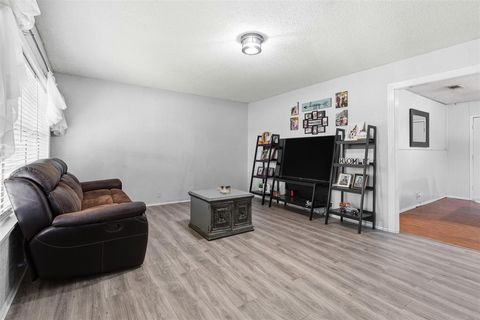 Tiny photo for 1315 Grand Avenue, Cleburne, TX 76033 (MLS # 21101227)