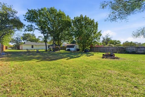 Tiny photo for 1315 Grand Avenue, Cleburne, TX 76033 (MLS # 21101227)