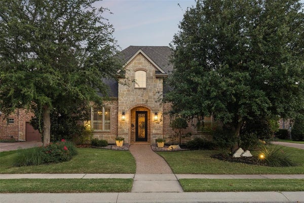 2206 CARRICK DR, TROPHY CLUB, TX 76262 - Image c77133d3109d69b34e6eeea4e54596fb/2895356656